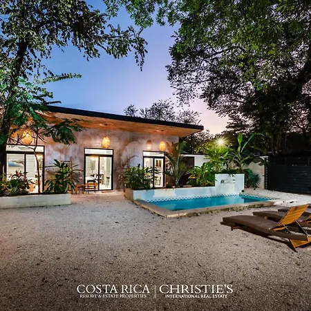 Steps To The Main Surf Break - Casita 1 Dos Hijas Apartment