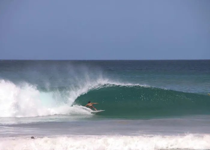 Steps To The Main Surf Break - Casita 1 Dos Hijas Refundores